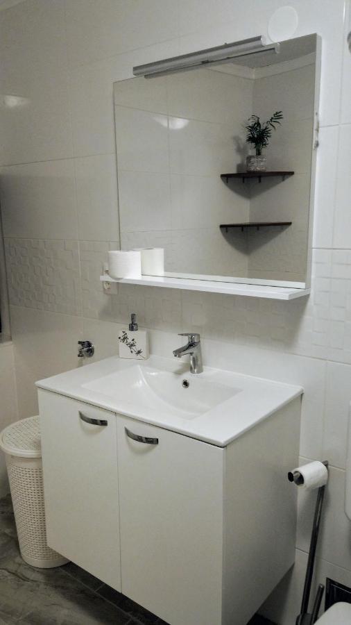 Apartment Baratula Murter Luaran gambar