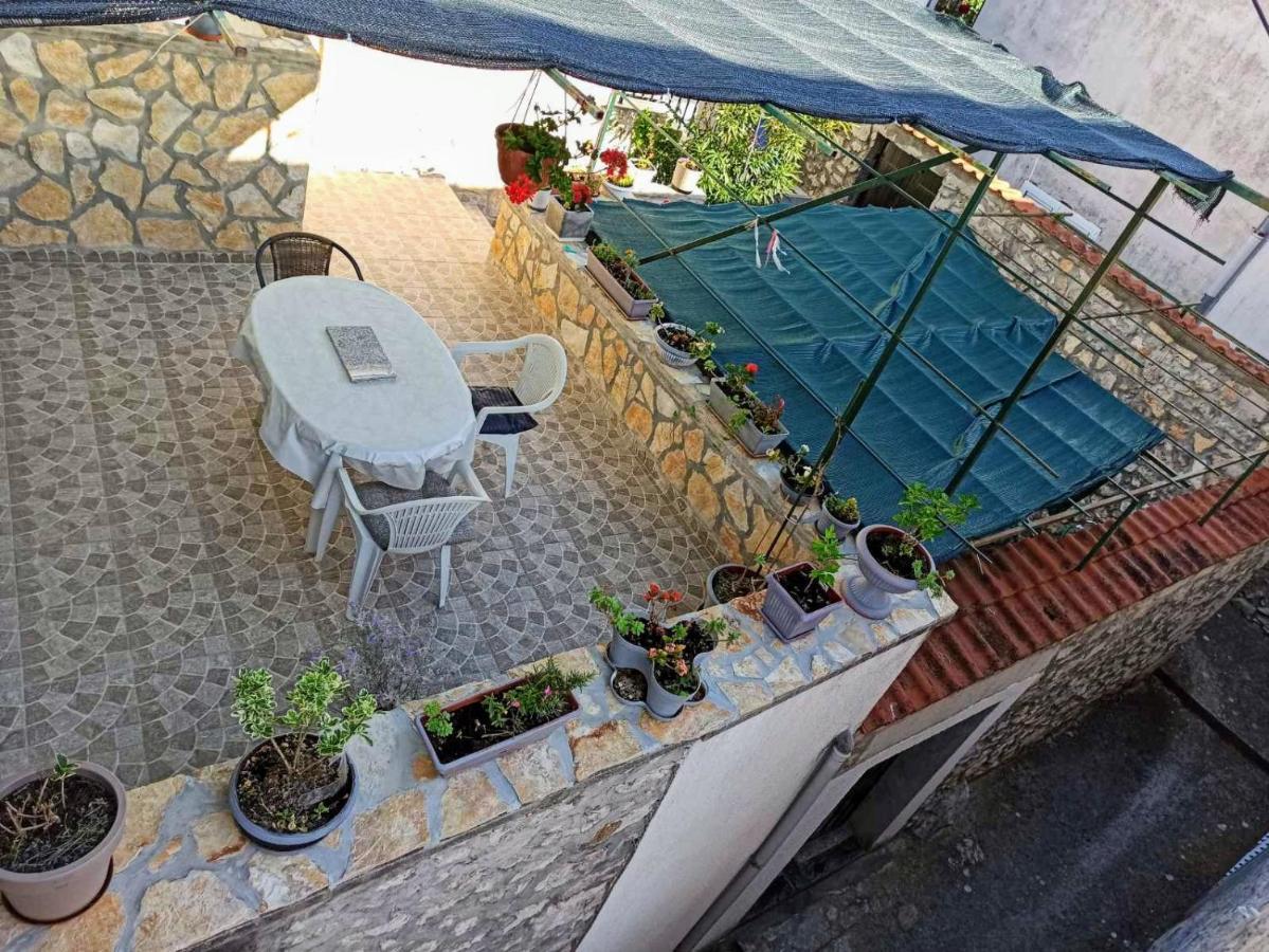 Apartment Baratula Murter Luaran gambar