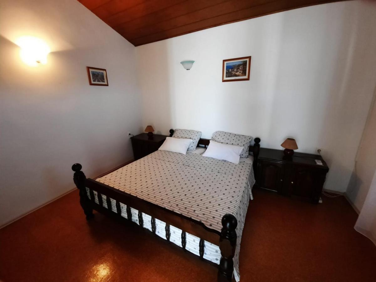 Apartment Baratula Murter Luaran gambar