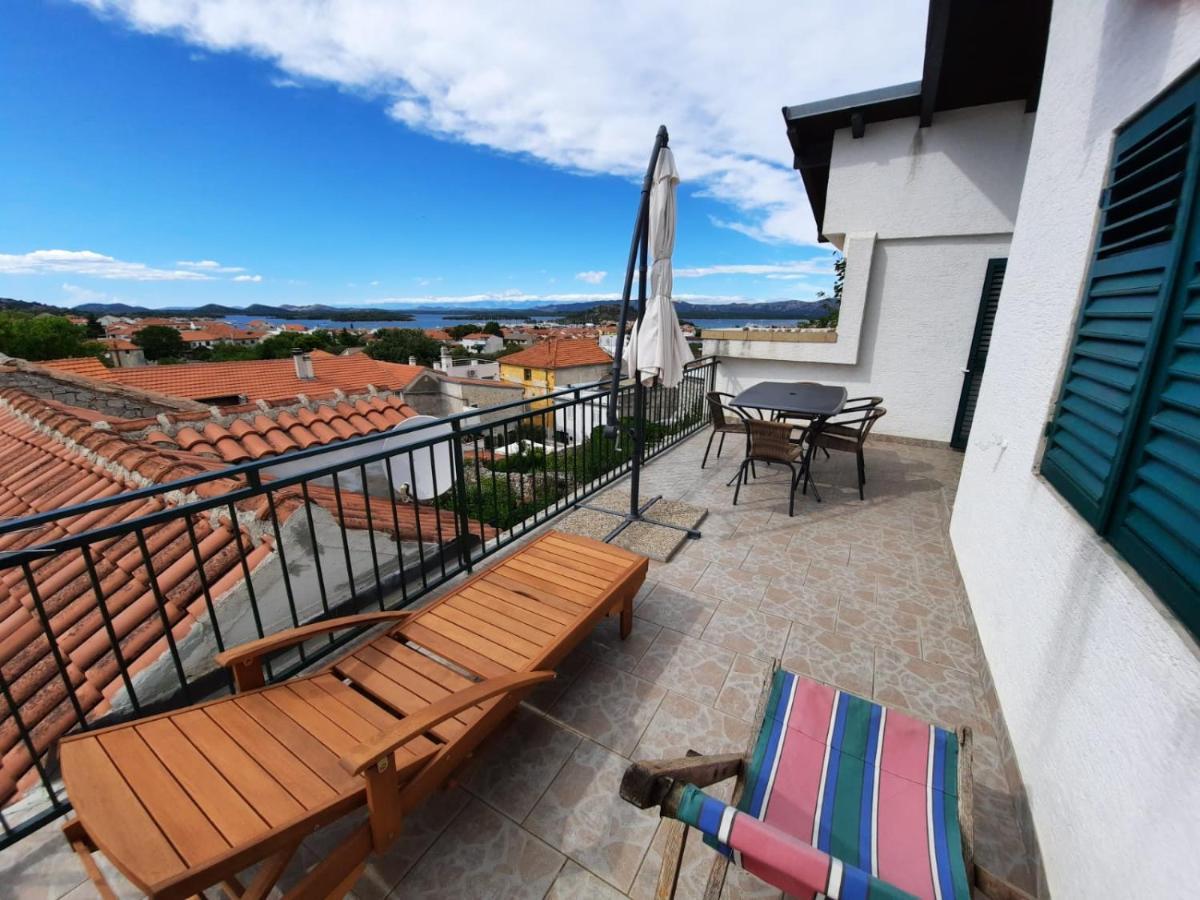 Apartment Baratula Murter Luaran gambar